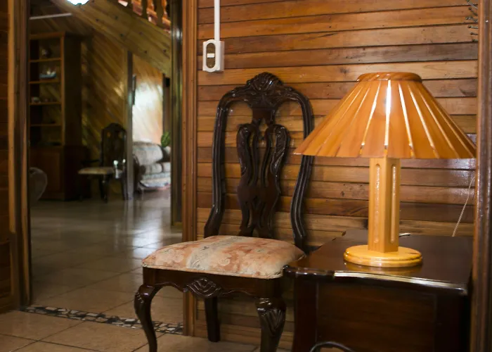 Santa Elena Hotel 2*